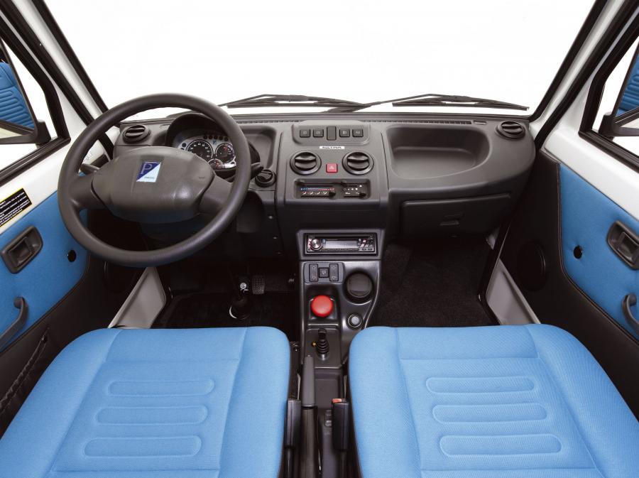 Торпедо Piaggio Porter Glass Van Electric 2010 года  (фото 6 из 6)